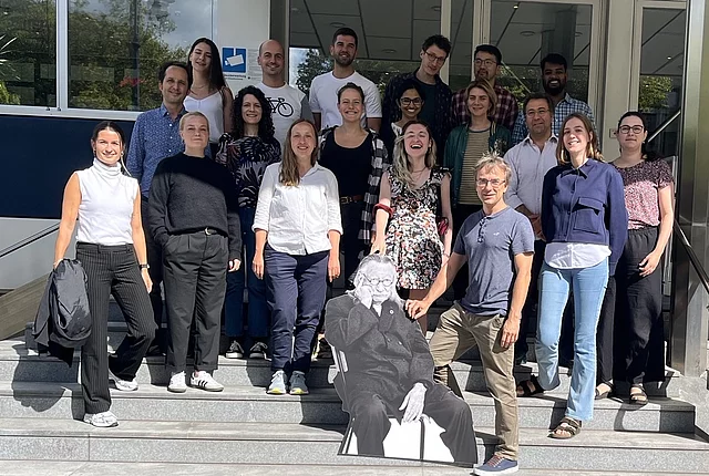 Group photo of all participants