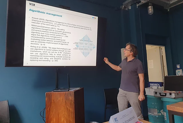 PhD Summer School 2022 with Prof. Dr. Martin Krzywdzinski
