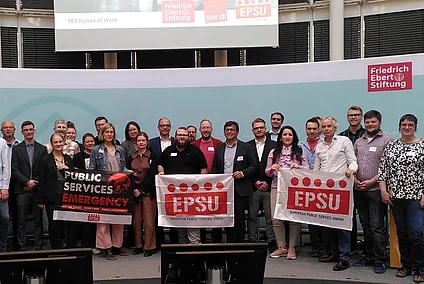 Group picture with all participants